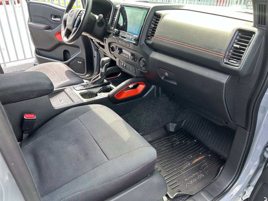 Used 2024 Nissan Frontier PRO-4X w/ Pro Convenience Package AWD/4WD image 13