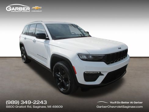 Used 2024 Jeep Grand Cherokee Limited w/ Black Appearance Package AWD/4WD image 1