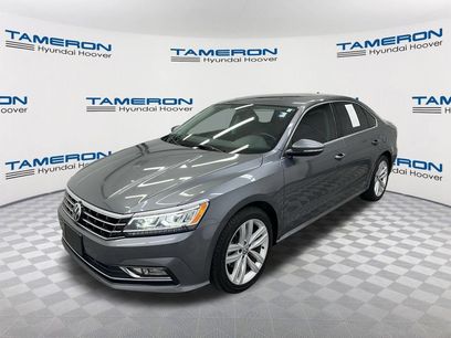 Used 2018 Volkswagen Passat 2.0T SE