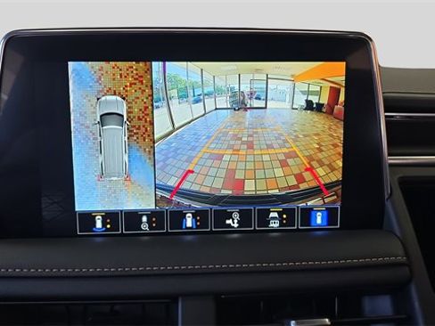 Used 2023 GMC Yukon AT4 w/ AT4 Premium Package image 20