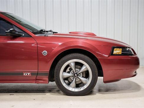 Used 2004 Ford Mustang GT Premium RWD image 19