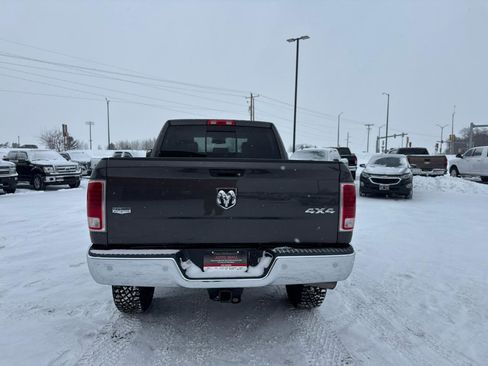 Used 2018 RAM 2500 Laramie AWD/4WD image 4
