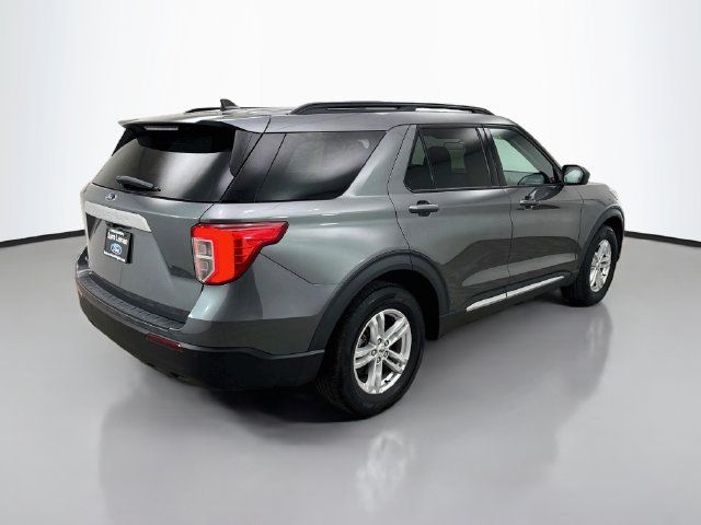 Used 2023 Ford Explorer XLT RWD image 7