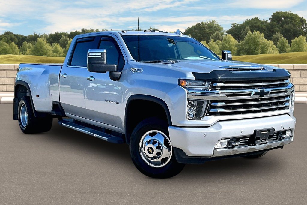Used 2020 Chevrolet Silverado 3500 High Country AWD/4WD image 2