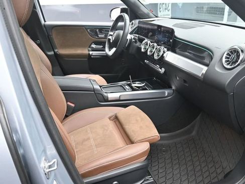Used 2026 Mercedes-Benz GLB 250 image 30