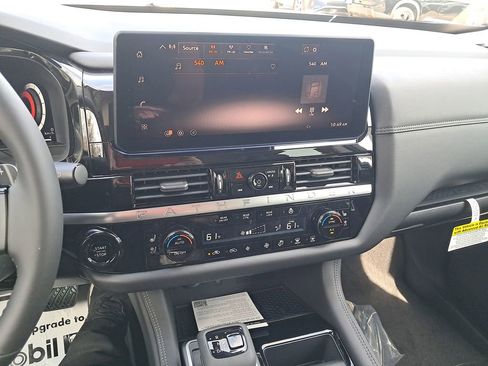 New 2026 Nissan Pathfinder Platinum w/ Lighting Package AWD/4WD image 19