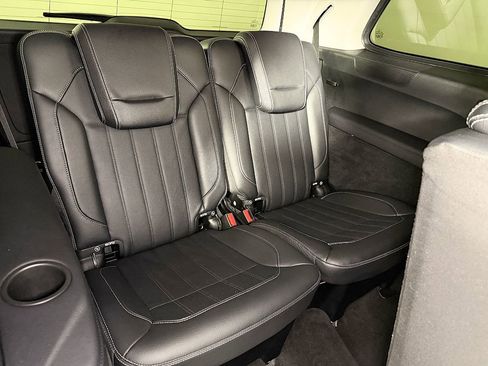 Used 2016 Mercedes-Benz GL 450 4MATIC image 48