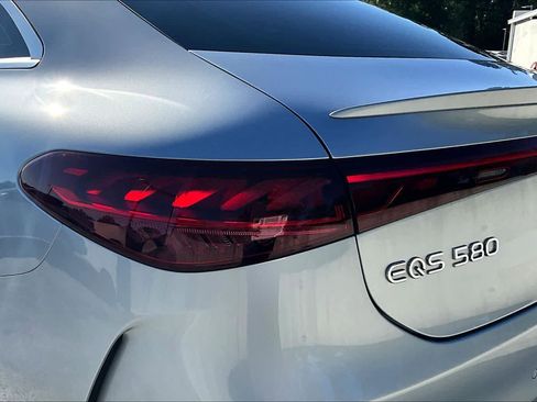 Used 2023 Mercedes-Benz EQS 580 4MATIC Sedan image 28