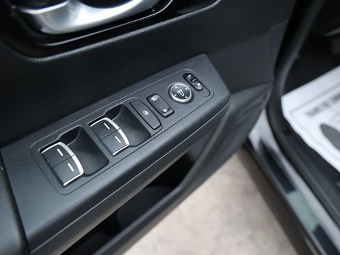 Used 2024 Honda CR-V EX-L image 39