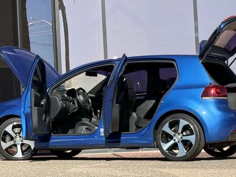 Used 2013 Volkswagen Golf R 4-Door image 6