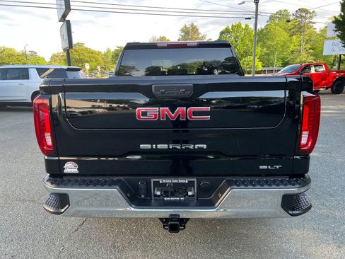 Used 2025 GMC Sierra 1500 SLT image 5