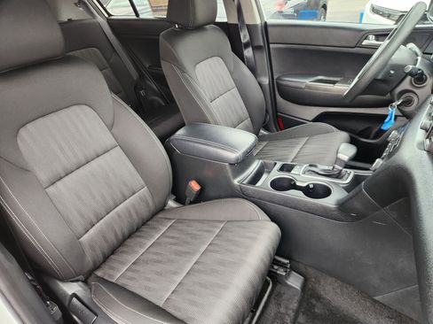 Used 2019 Kia Sportage LX FWD image 14