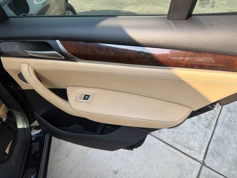 Used 2017 BMW X3 sDrive28i RWD image 18