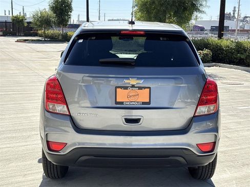 Used 2020 Chevrolet Trax LS w/ Tint and Cruise Package image 4