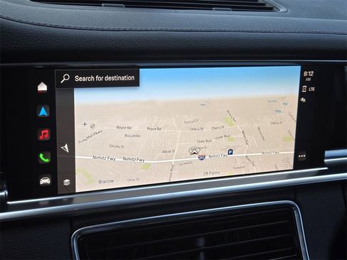 Used 2022 Porsche Panamera 4 w/ Premium Package image 20