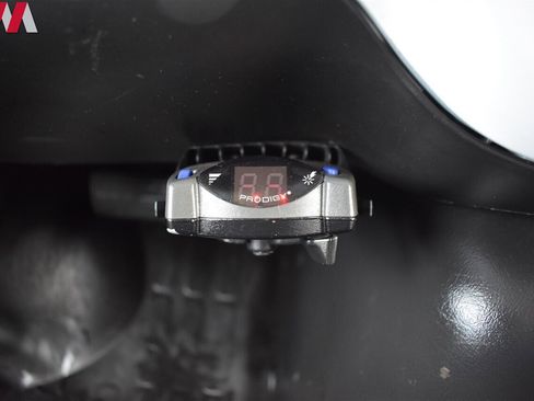 Used 2006 Chevrolet Express 3500 image 18