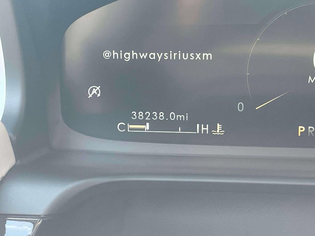 Used 2022 Lincoln Aviator AWD w/ Premium Package image 26
