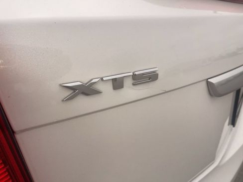 Used 2016 Cadillac XTS Luxury w/ Driver Awareness Package FWD image 3