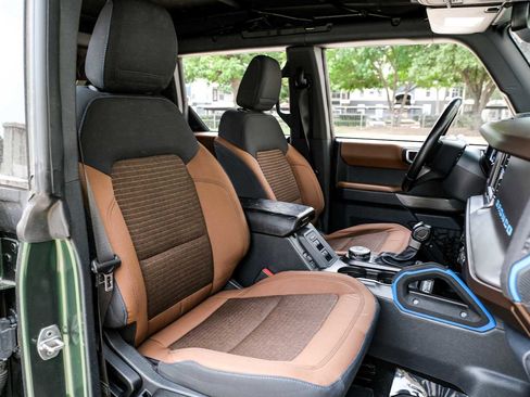 Used 2022 Ford Bronco Outer Banks AWD/4WD image 40