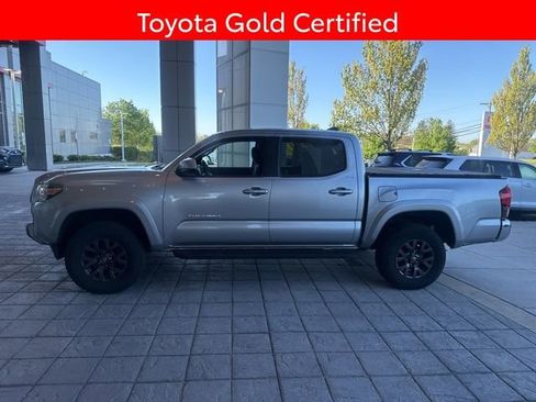 Certified 2023 Toyota Tacoma SR5 AWD/4WD image 17