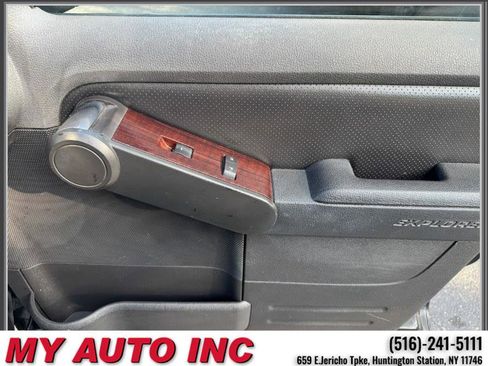 Used 2010 Ford Explorer Limited image 28