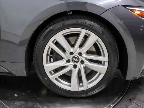Used 2023 Lexus IS 300 w/ Comfort Package RWD image 9