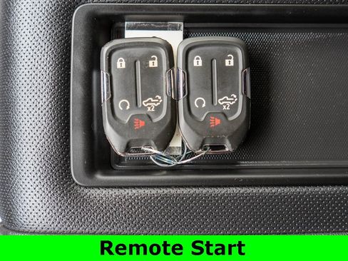 Used 2021 GMC Sierra 2500 AT4 w/ AT4 Preferred Package image 31