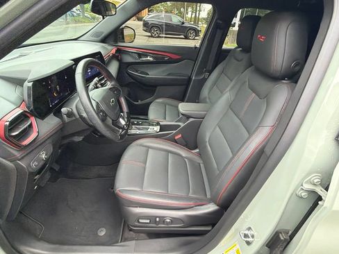 Used 2024 Chevrolet TrailBlazer RS w/ Driver Confidence Package AWD/4WD image 19