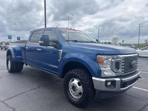 Used 2022 Ford F350 Lariat w/ Lariat Value Package image 6