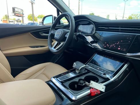 Used 2023 Audi Q7 3.0T Premium image 36