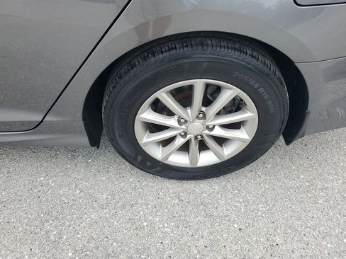 Used 2019 Hyundai Sonata SE image 19