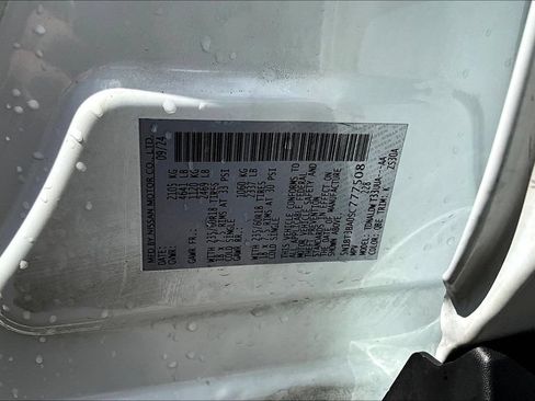 Used 2025 Nissan Rogue SV FWD image 19