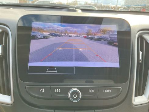 Used 2024 Chevrolet Malibu LT image 19