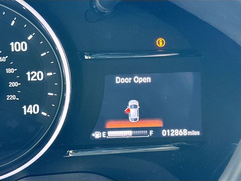 Used 2022 Honda HR-V EX-L image 12