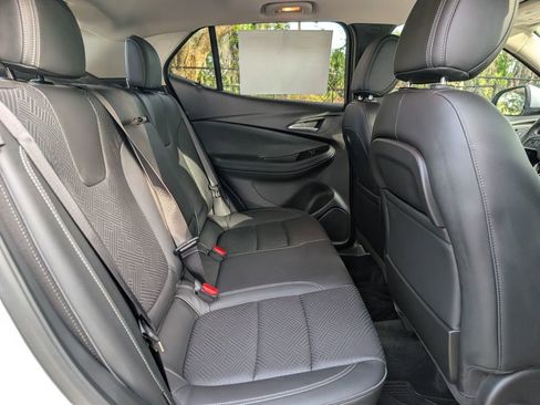 Used 2021 Buick Encore GX Essence w/ Advanced Technology Package image 19