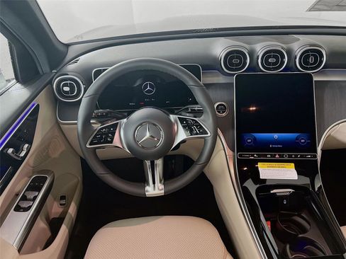 New 2026 Mercedes-Benz GLC 300 4MATIC image 22