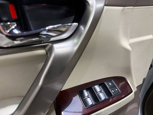 Used 2015 Lexus GX 460 w/ Premium Package image 21