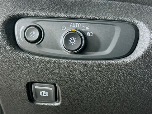 Used 2023 Chevrolet Blazer LT w/ Convenience Package image 17