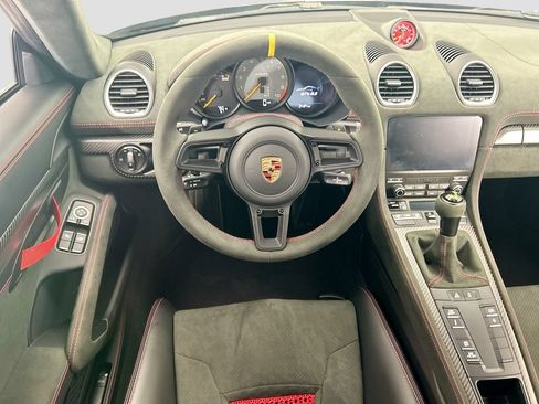 Certified 2024 Porsche 718 Cayman GT4 RS RWD image 12