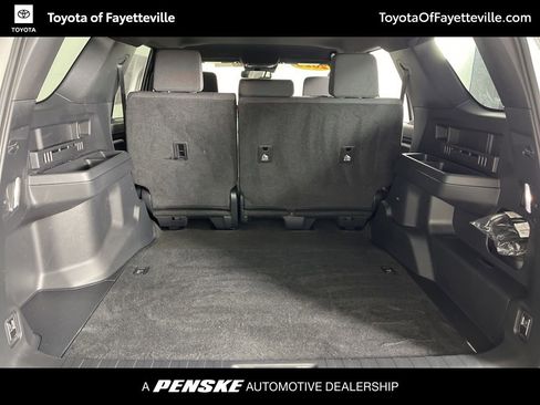 Certified 2025 Toyota 4Runner TRD Off-Road image 11