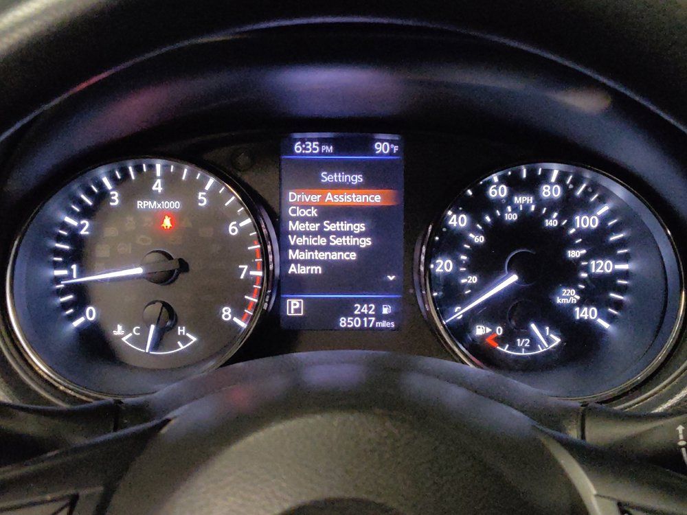 Used 2018 Nissan Rogue S FWD image 23