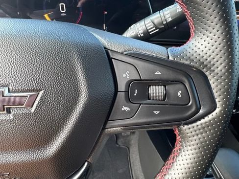 Used 2024 Chevrolet Trax RS FWD image 16