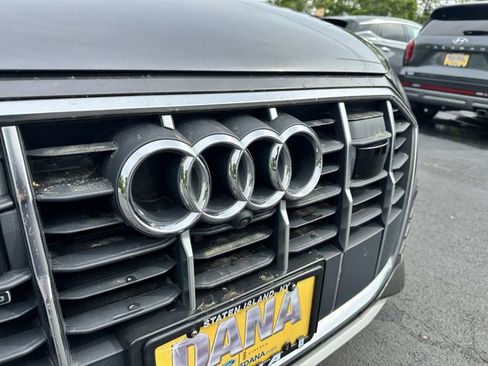 Used 2022 Audi Q7 3.0T Premium Plus w/ Premium Plus Package AWD/4WD image 10