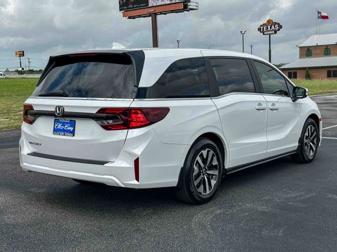 Used 2026 Honda Odyssey EX-L image 6