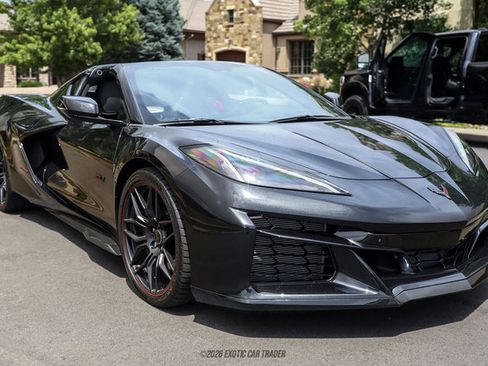 Used 2023 Chevrolet Corvette Z06 RWD image 12