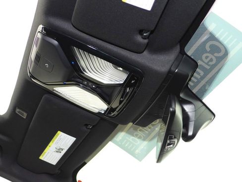 Certified 2023 BMW 530e 530e iPerformance w/ Convenience Package image 16