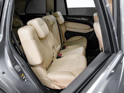 Used 2018 Mercedes-Benz GLS 450 4MATIC w/ Premium Package image 46