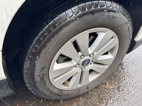 Used 2015 Subaru Outback 2.5i Premium image 18