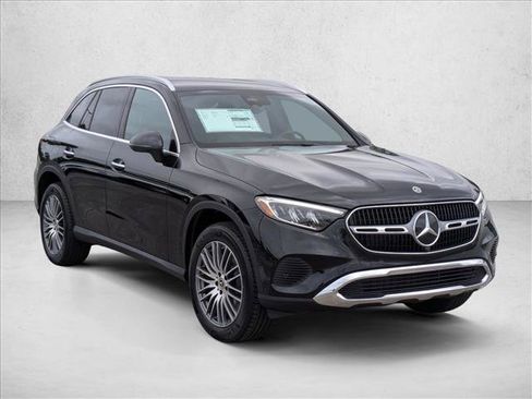 Used 2026 Mercedes-Benz GLC 300 image 5
