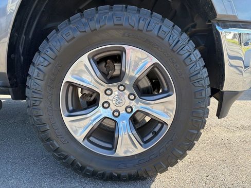 Used 2020 RAM 1500 Laramie image 10